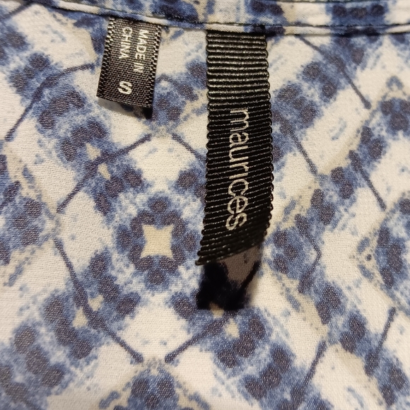 Maurice's EUC Women's Blouse, Size Small, Sheer Navy & White Diamond Pattern - Picture 2 of 8